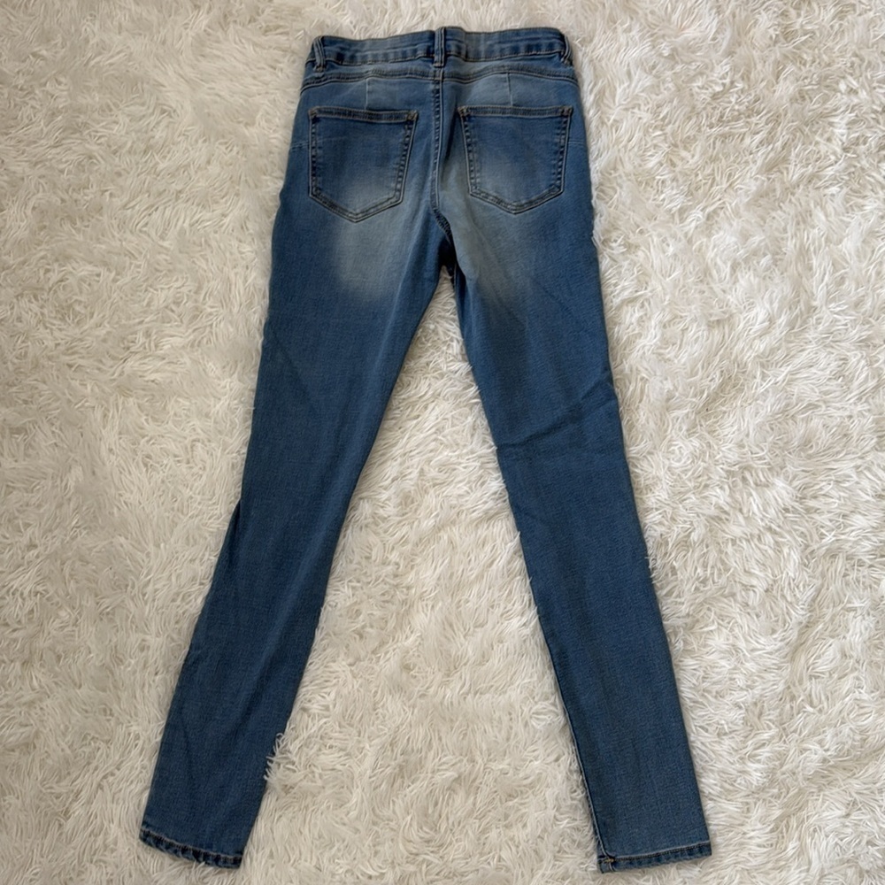 Stretchy mid rise push up jeans - Picture 5 of 6